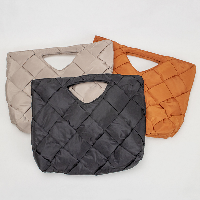 編み物バッグ-22W-Z18-W